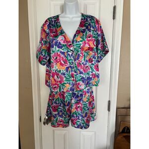 Cinema Etoile Vintage Pink Floral Pajama Top and Shorts Size Medium 1980s